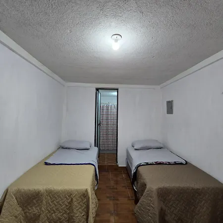 Apartamentos El Viajero Panajachel Exterior photo