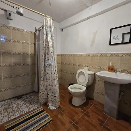 Apartamentos El Viajero Panajachel Exterior photo